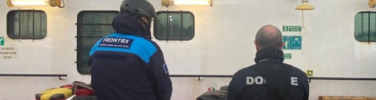 Massive cocaine seizure: Frontex supports crackdown on sea smuggling