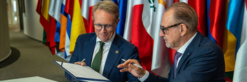Frontex and the European Space Agency sign joint letter on Earth observation